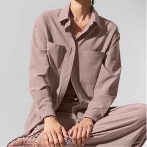 Alo Dreamscape Button Down TAUPE